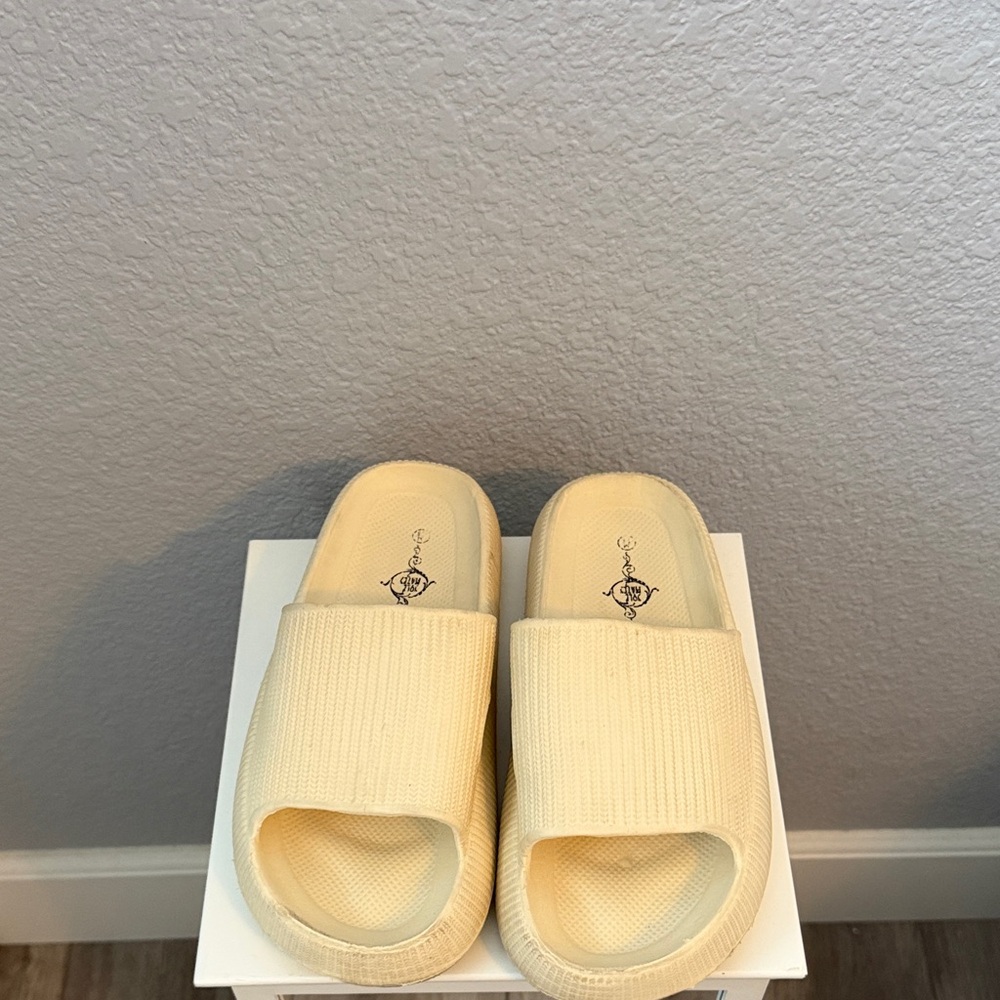 Cozy Cream Slide Sandals